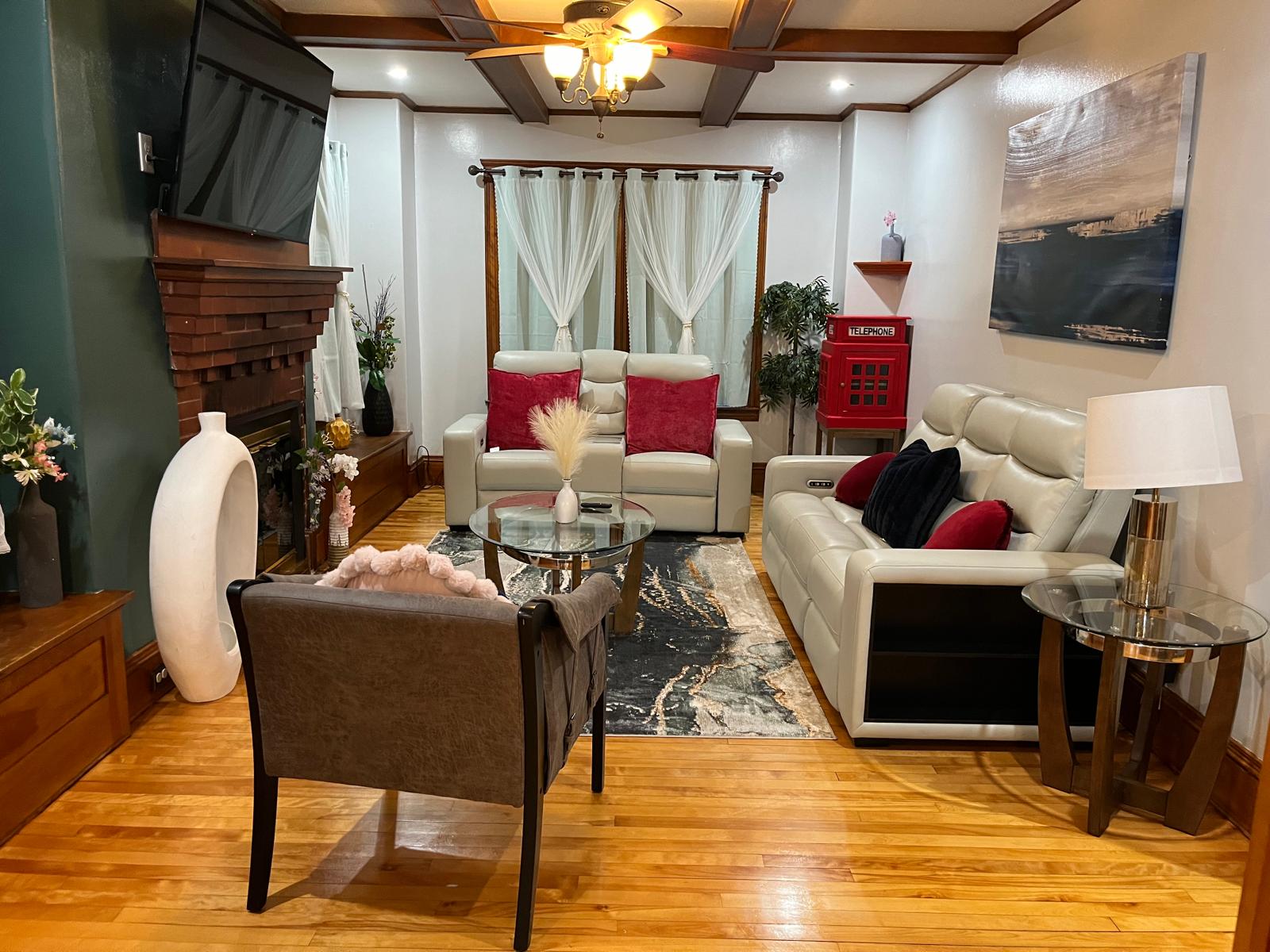 Elegant Grand Beam • Luxury 3BR + King Suite
